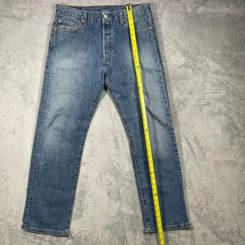 Levi's 501 Jeans Mens 36(35)x31 Blue Straight‎ Leg Button Fly Distressed Denim